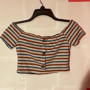 Off the shoulder crop tee